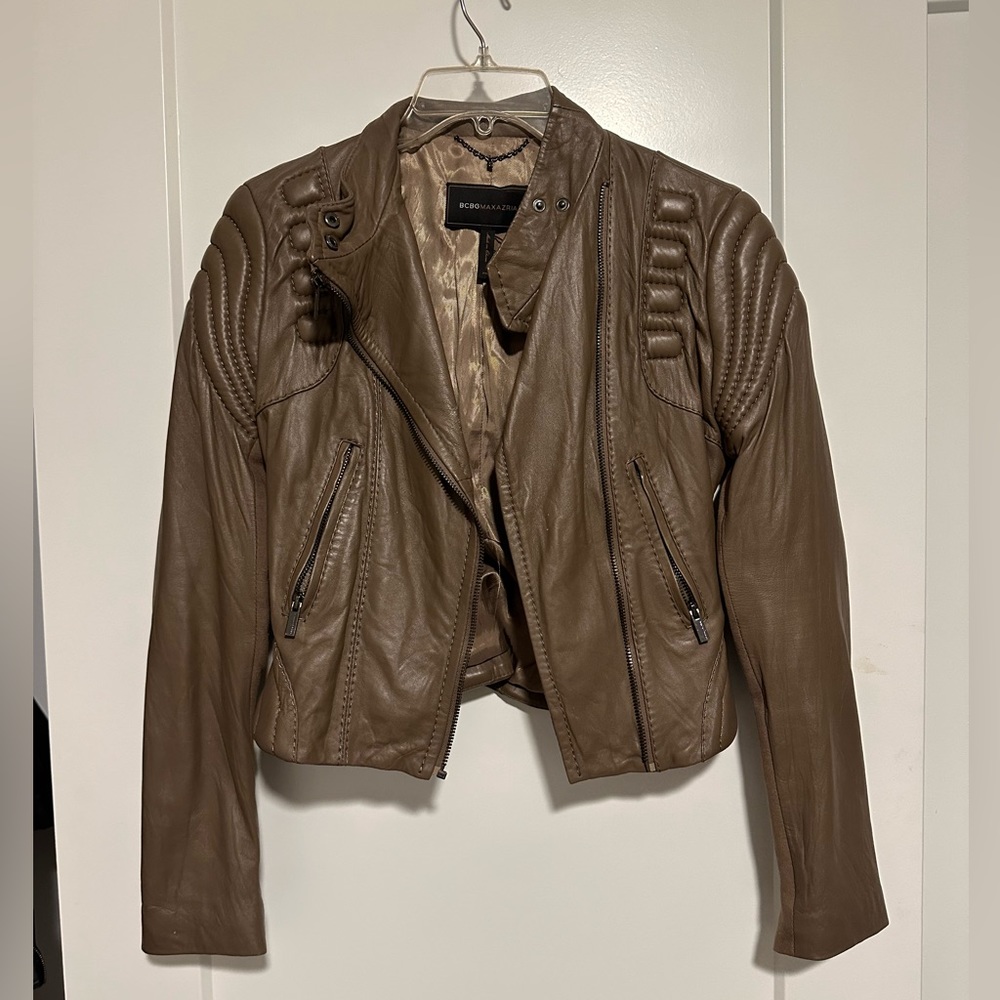 BCBG TAN LEATHER JACKET - MOTO LEATHER JACKET